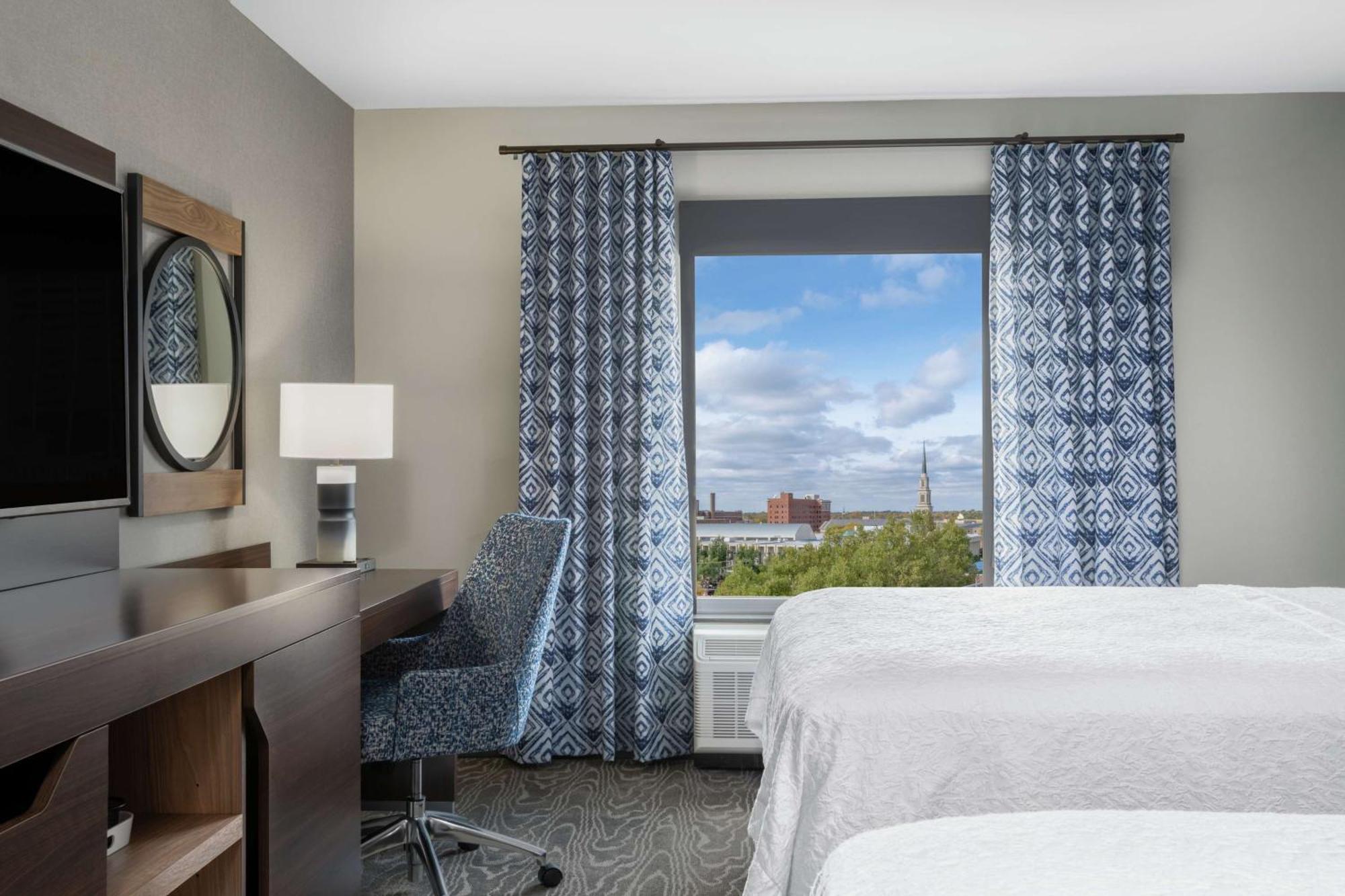 Hampton Inn & Suites Fort Wayne Downtown Eksteriør billede